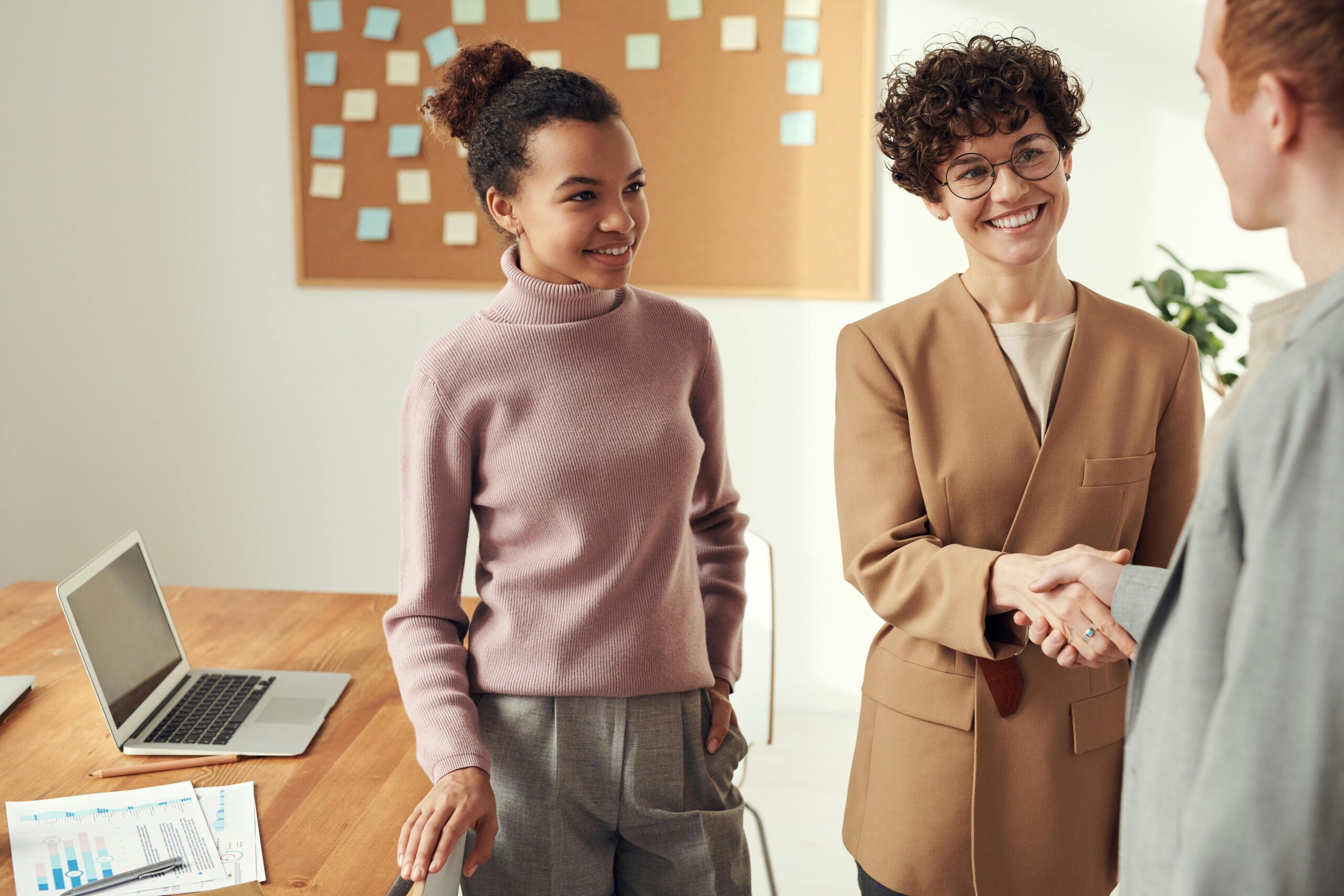 Women in Leadership – How to Make a Memorable Impression at Industry Events featured image