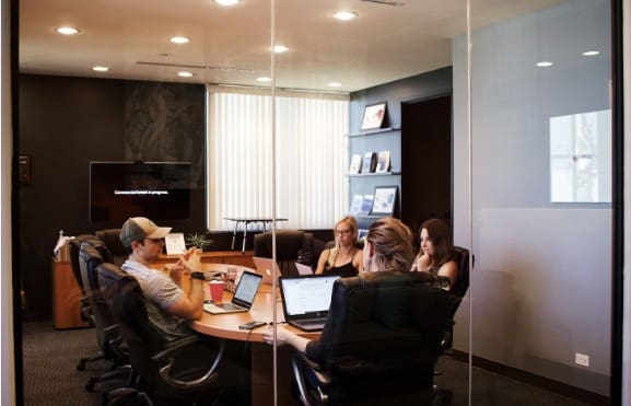 How Modern Businesses Are Building Trust Through Transparency featured image