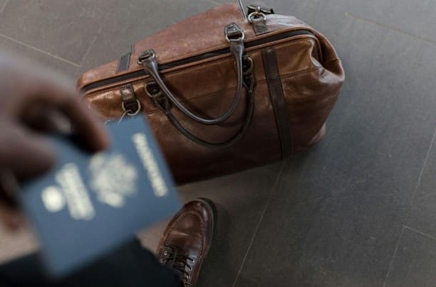 How to Network Effectively While Working Abroad featured image