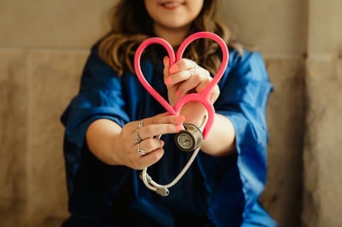 What’s It Really Like To Be A Travel Nurse In Spain? featured image