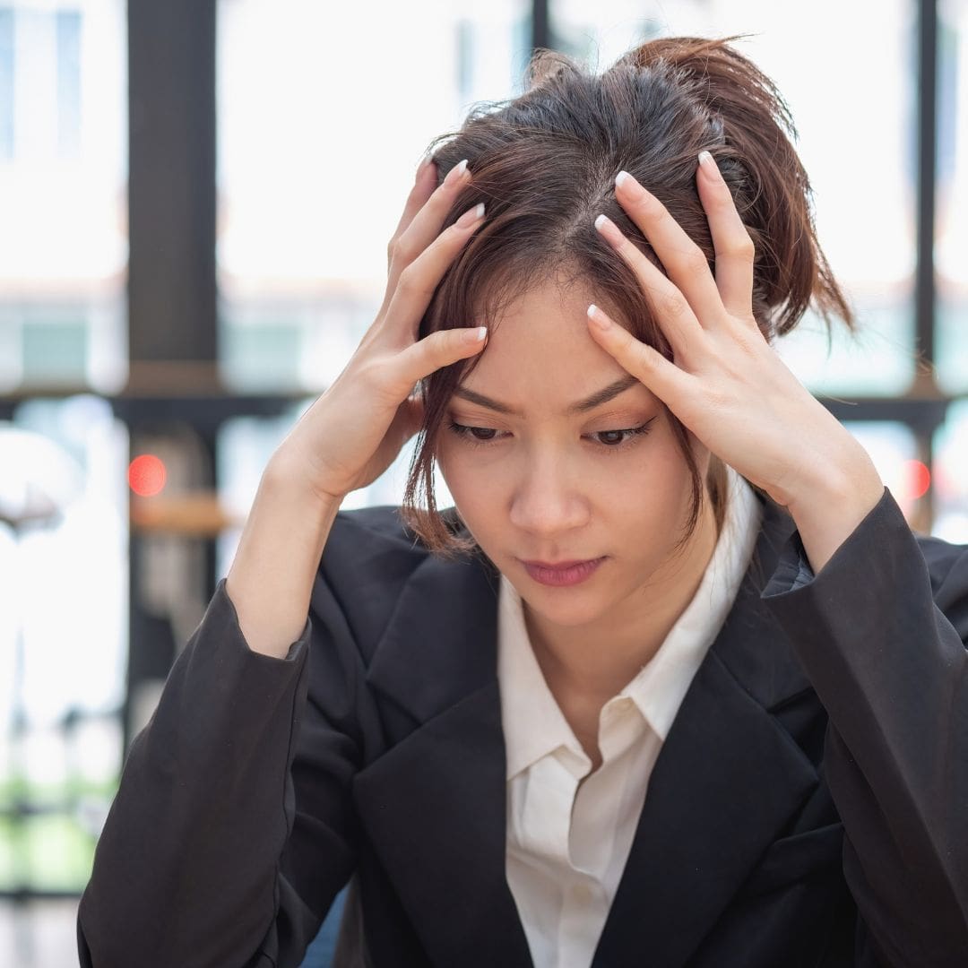 The Hidden Physical Effects of Workplace Burnout on Women featured image