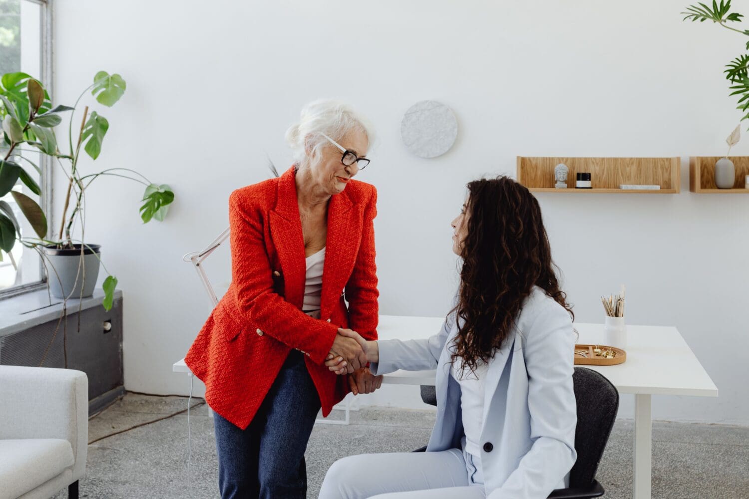 Back to Work After a Long Break: How Career Confidence Grows Again featured image
